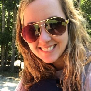 Meet your Posher, Kaci